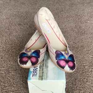 Handmade Goby Catch Your Mind Printed Flats